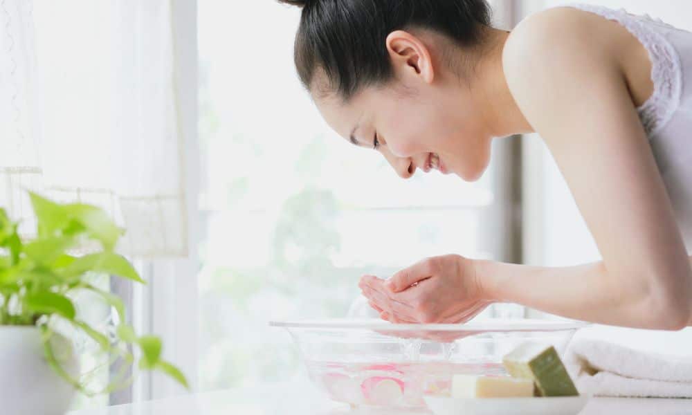 Learning to treat my acne-prone skin more gently